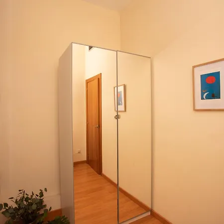 Radiant Vista Eixample Apartment *