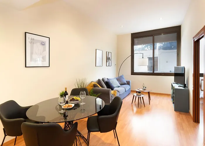 Radiant Vista Eixample شقة